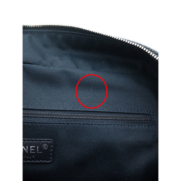 Chanel Deauville Line Bowling Bag - Picture 4 of 9